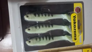 Señuelos de pesca Storm y yokozuma