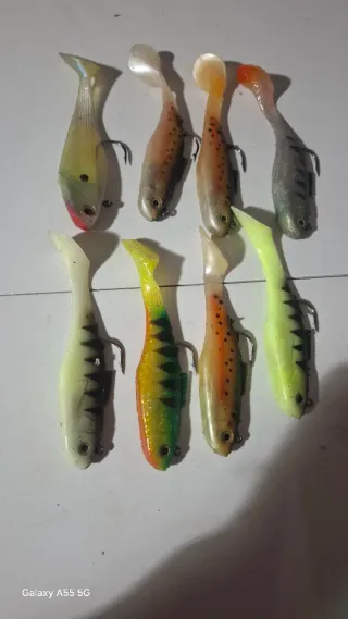 Señuelos de pesca Storm y yokozuma