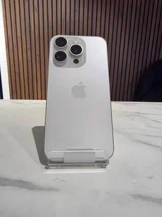 iPhone 15 Pro 256 GB Blanco. Tienda