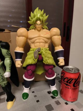 3 Figuras Dragon Ball: Broly , Cell y Broly super.