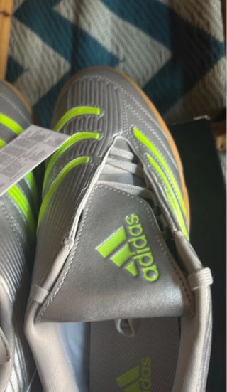 Zapatillas Adidas Predator Sala Talla 40 Nuevas