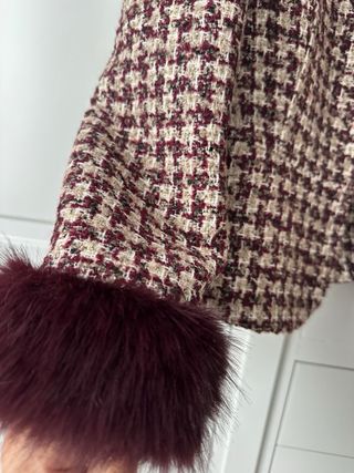 Blazer Zara Talla M Puños Pelo Burdeos