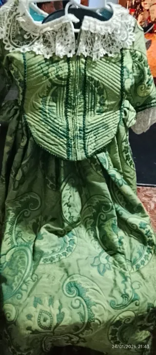 Traje de Fallera Verde