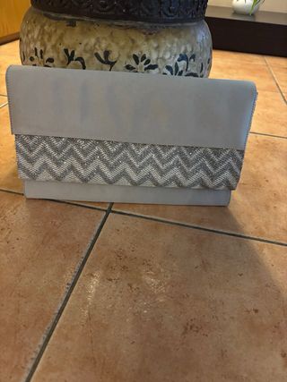 Zapatos y bolso Marian boda plata