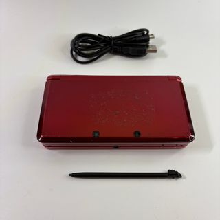 Nintendo 3DS Rosso con accessori