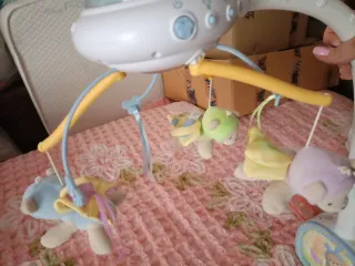 Móvil cuna con peluches