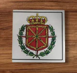 Azulejo Escudo Navarra Laurado