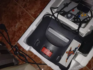 Nintendo 64 con Caja Cables Mando expansión( PAL E