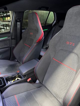 Volkswagen Golf 2025