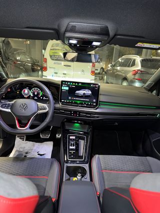 Volkswagen Golf 2025