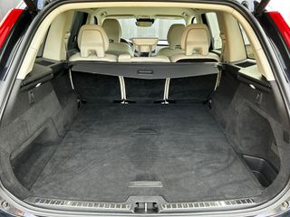 Volvo XC90 MOMENTUM 4WD 2019