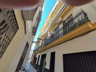 Piso en alquiler en Encarnación - Regina en Sevilla