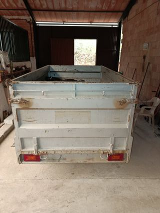 Remolque basculante OSUNA