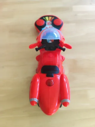 Moto teledirigida Ricky Zoom