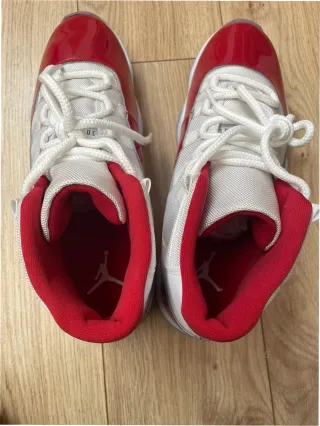 Jordan 11 Retro Cherry Talla 47
