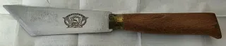 Coltello Forgiato con Manico in Legno
