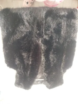 Chaleco pelo negro talla L