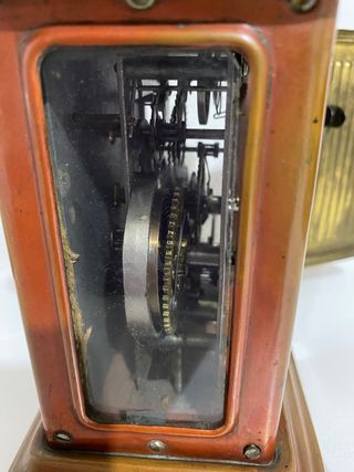 Reloj de sobremesa antiguo