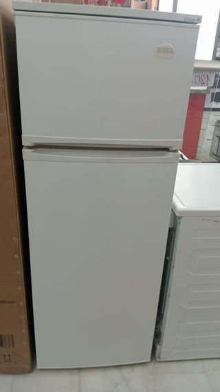 Nevera blanca