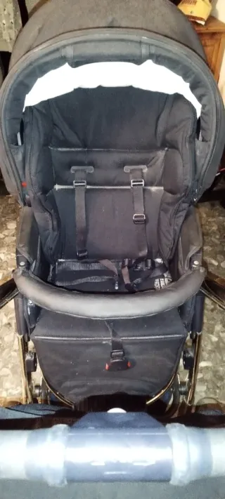 BEBECAR. Carro de bebé azul marino