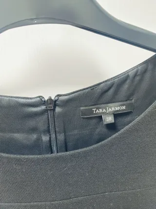 Vestito Tara Jarmon nero con ecopelle