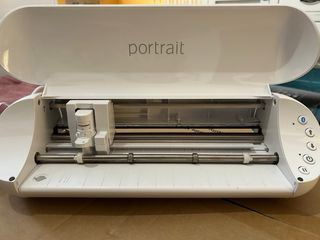 XTool M1+Láser con Rotary 2 Pro+ Plotter.