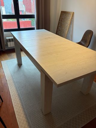 Mesa de comedor extensible de madera