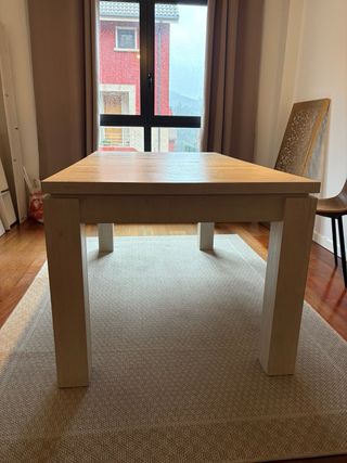 Mesa de comedor extensible de madera