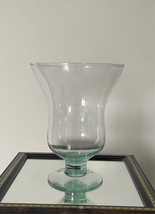 Vaso in vetro trasparente e verde