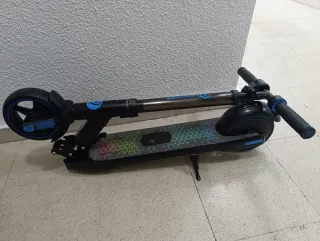 Patinete Eléctrico Plegable Infantil