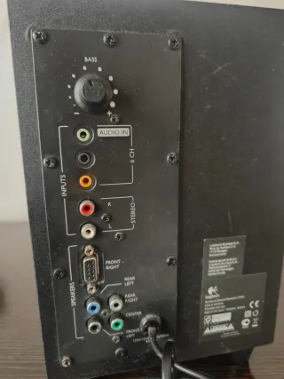 Altavoces Logitech Negros