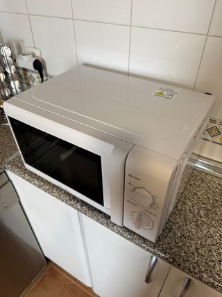 Microondas Bluesky en buen estado