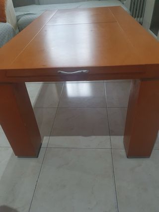 Mesa de centro de madera