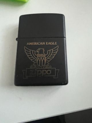 Zippo American Eagle Negro