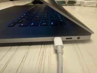 MacBook Pro 2020 i9 64GB RAM 2TB SSD 5500M 8GB