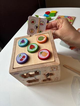 Cubo Actividades Montessori Madera, 62 piezas