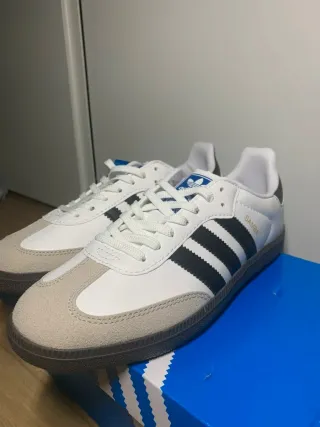 Adidas Samba Talla 38.5 Blancas/Negras