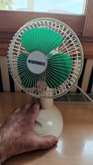 Ventilador Vintage Megatronics Beige/Verde