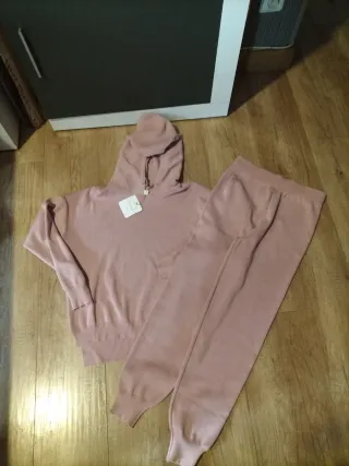 Conjunto chándal rosa