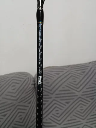 Caña de pescar para sepia y calamar