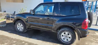 Mitsubishi Montero 2005