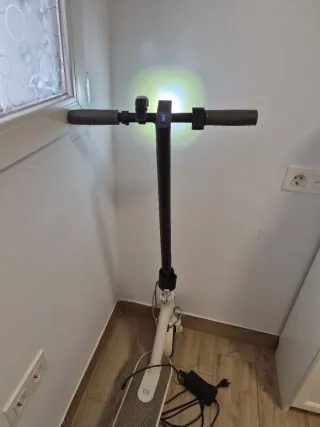 Patinete Eléctrico Blanco