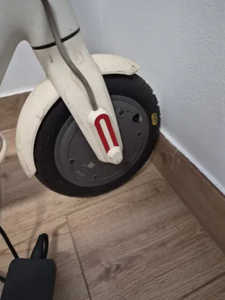 Patinete Eléctrico Blanco