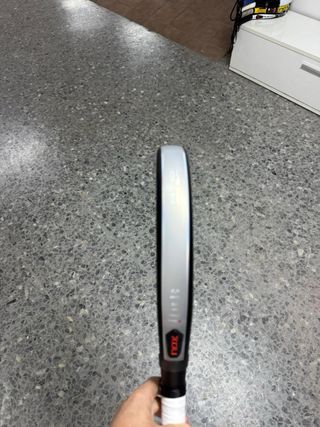 Pala de pádel Nox AT10