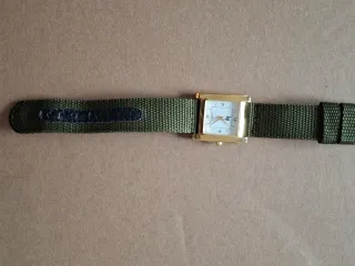 Reloj Lip Quarzo Dorado y Verde