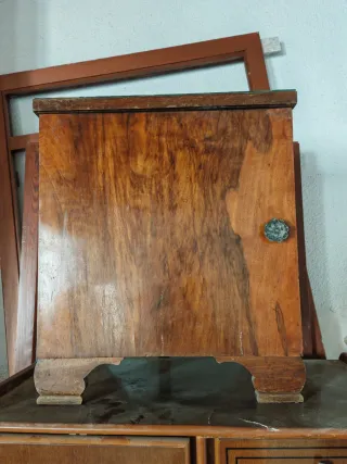 Muebles antiguos de madera