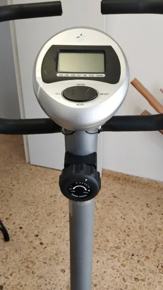 Bicicleta Estática Azul y Gris