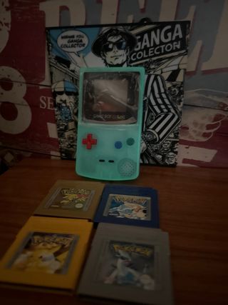 Lote Game Boy Color Fluor + 4 Juegos Pokémon