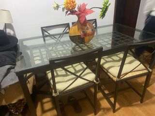 Mesa comedor cristal y 4 sillas