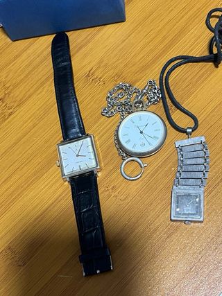 Lote relojes y bolígrafos